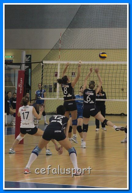 130120 volley2 120_tn.jpg